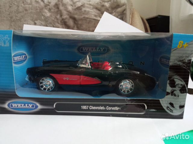 Модель chevrolet corvette 1957г. 1:24