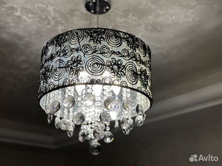 Люстра потолочная с кристаллами Swarovski