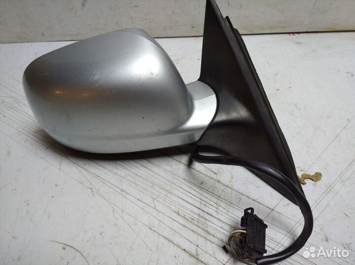 Зеркало правое Volkswagen Passat 5 1996-2000