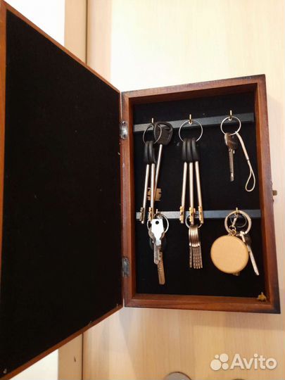 Ключница настенная