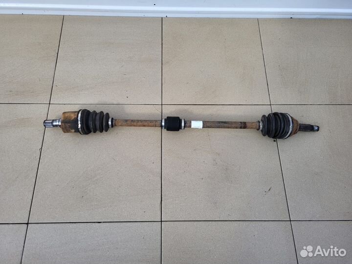 Привод передний правый Hyundai Accent