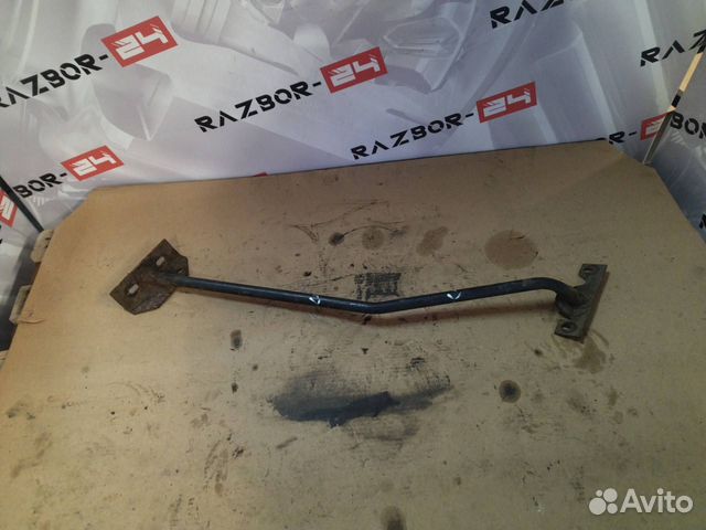 Кронштейн подножки DAF XF 105 2010