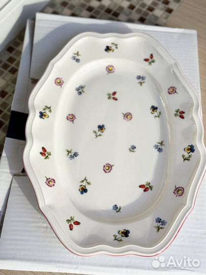 Овальное блюдо Villeroy&Boch Petite Fleur