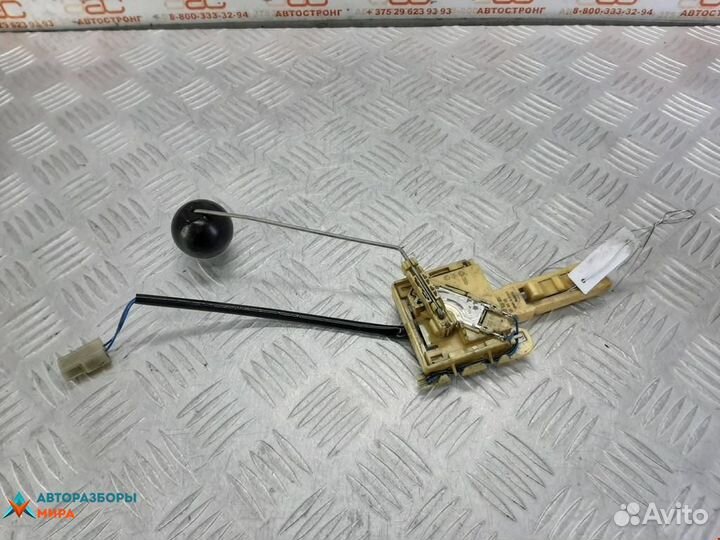 Датчик уровня топлива Volkswagen Touareg 2005