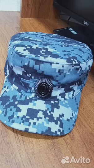 Кепка синий пиксель