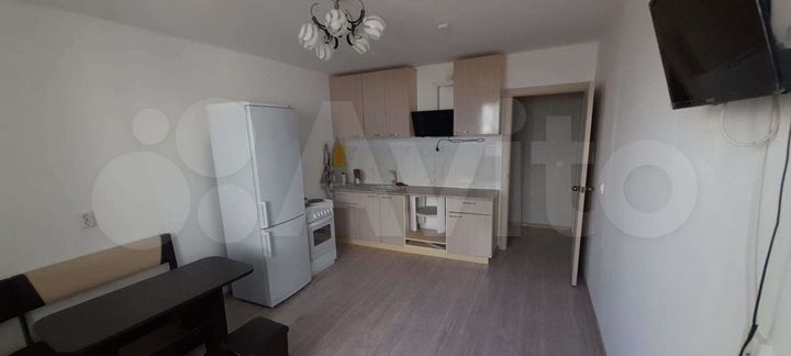 2-к. квартира, 72,6 м², 13/16 эт.