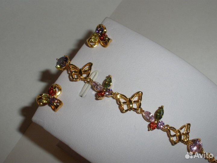 Наборы позолоченные-браслет и серьги,кольца