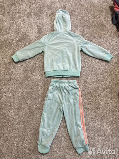 Спортивный костюм adidas для девочки 92