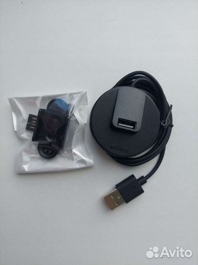 Зарядное устройство для фитнес браслета Mi Band 4