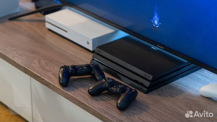 Sony playstation 4 pro 9.00 1TB