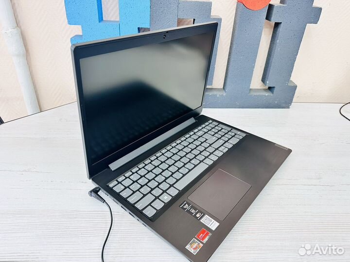 Быстрый Ноутбук Ryzen 3 8gb ssd