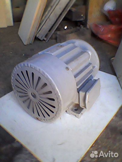 Электродвигатель 220 в бу