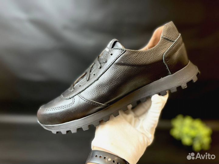 Кроссовки Calvin Klein комфортные