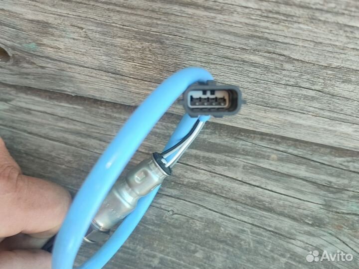 Датчик кислородный синий на renault