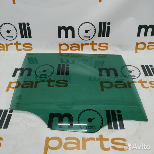 Стекло двери заднее правое Volkswagen Tiguan 2