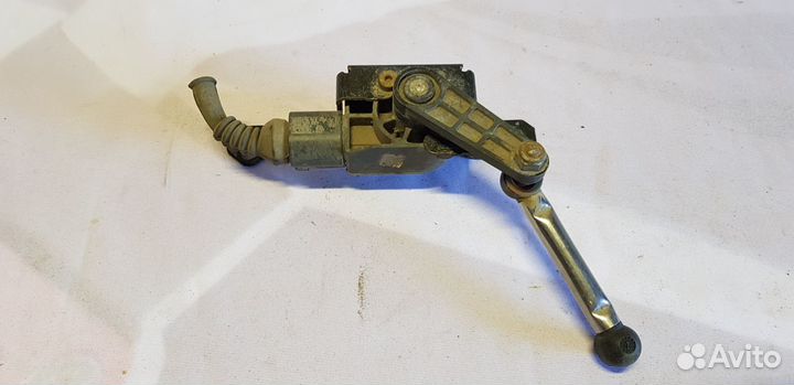 Audi A3 8P Датчик положения кузова