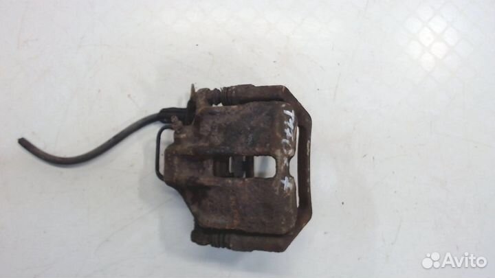 Передний правый супорт Audi a4 b5 ADR