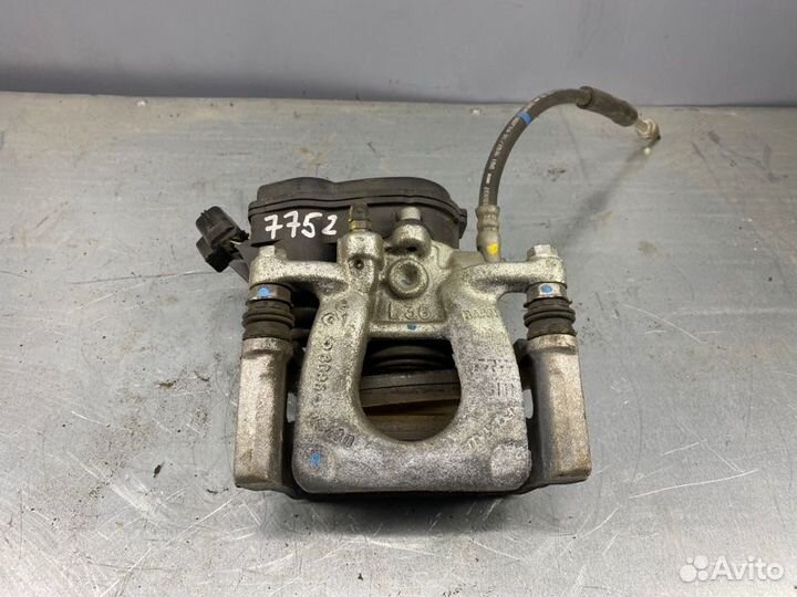 Суппорт тормозной задний левый/правый mazda 3BM