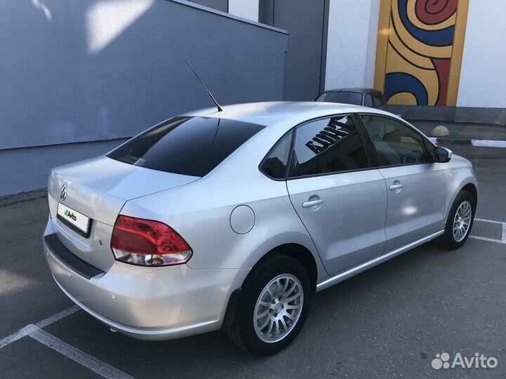 Volkswagen Polo 1.6 AT, 2011, 117 350 км