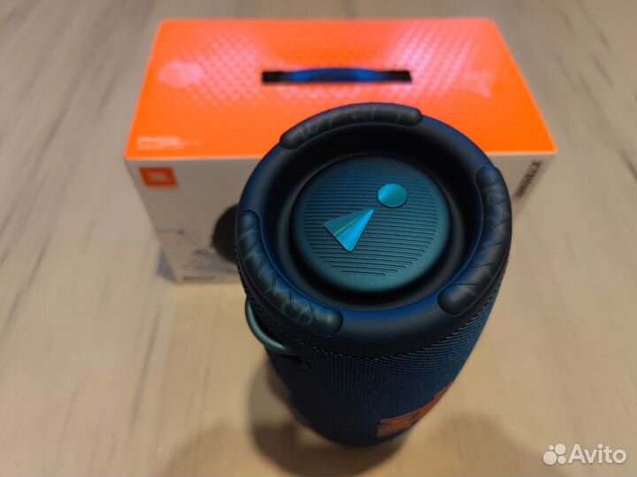 Колонка JBL xtreme 3