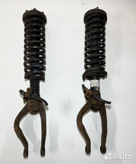 Стойка передняя Honda Accord 5