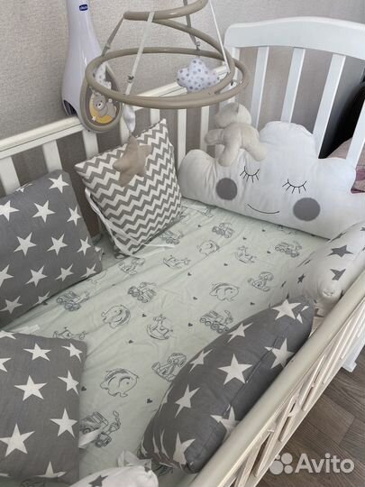 Бортики на детскую кроватку