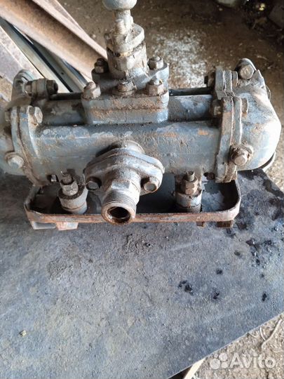 Чугунная кровать СССР Перила. Насос