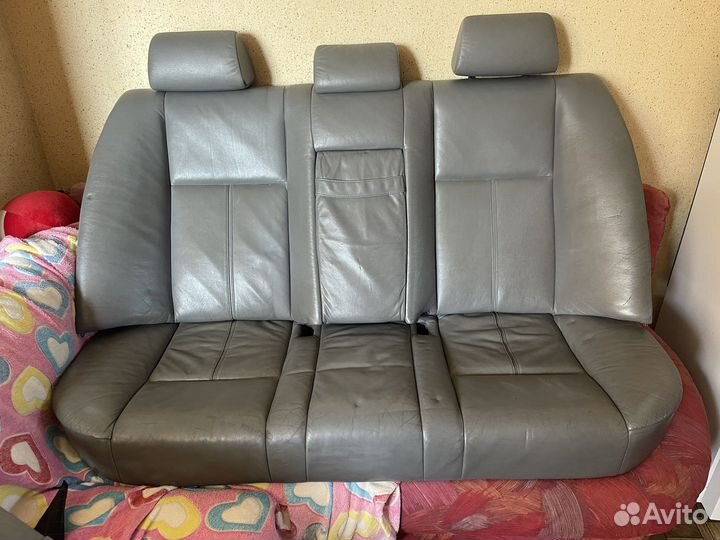 Задний диван бмв Е39 серая кожаBMW e39