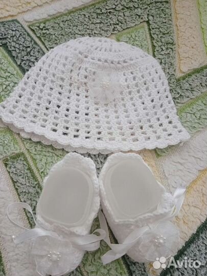 Пинетки и шапочка