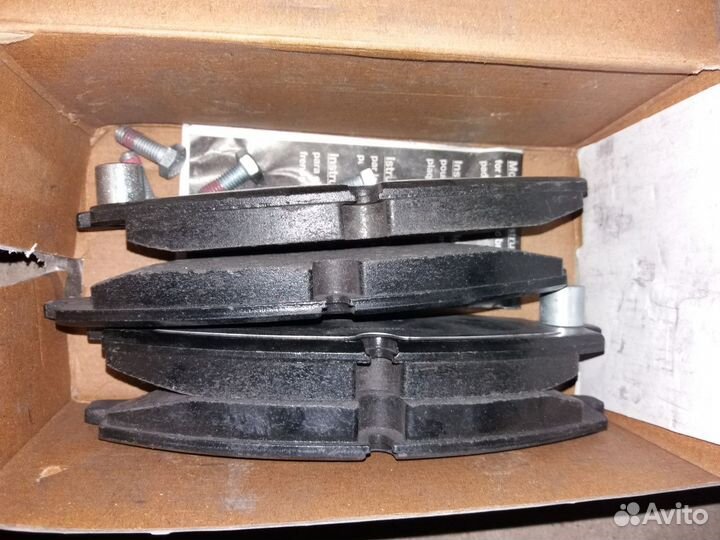 Колодки тормозные передние land rover