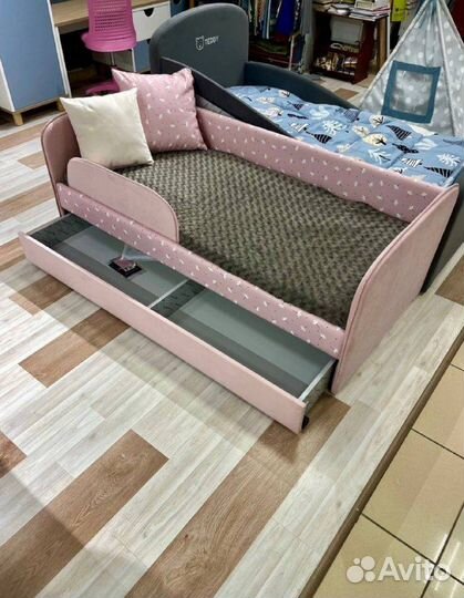 Детская кровать с Бортиком