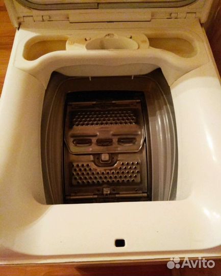 Стиральная машина с вертикальной загрузкой