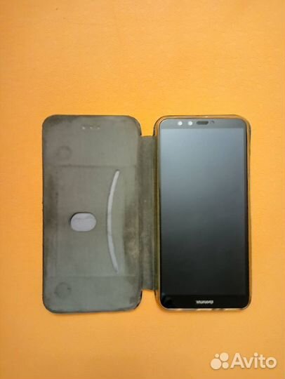 Телефон Huawei Y9 2018