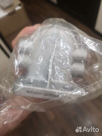 Топливный фильтр Cummins FF5327