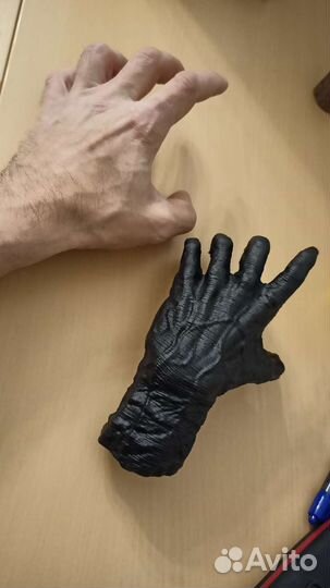 Вешалка декоративная