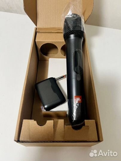 Беспроводной микрофон JBL с ресивером