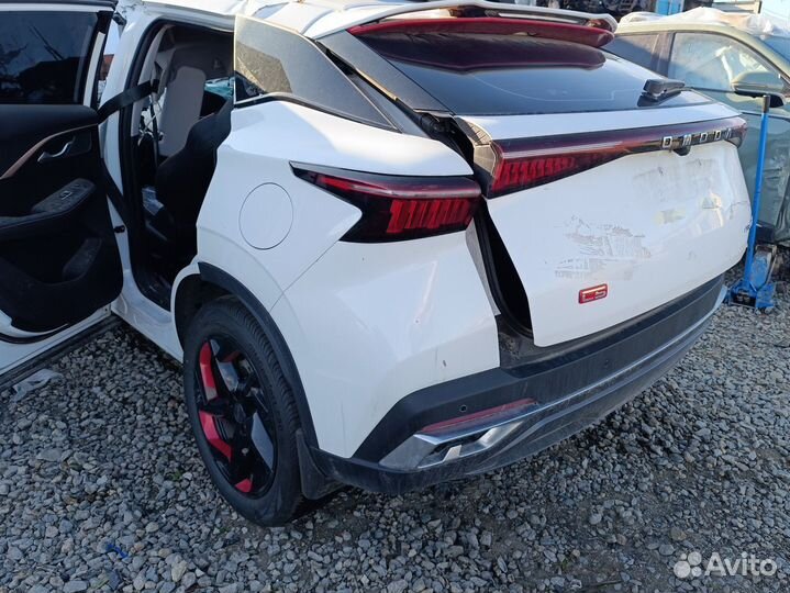 В полный разбор Omoda C5 Омода C 5