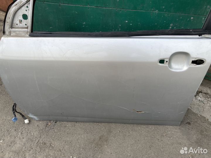 Двери левые Toyota Corola 120