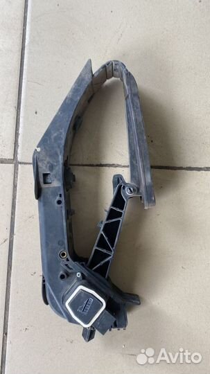Педаль акселератора Mercedes Benz W220