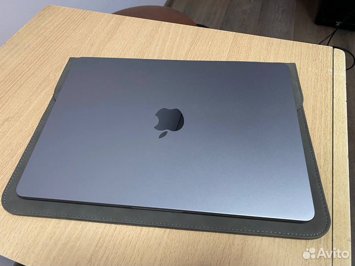 Apple Macbook air M2 8/256