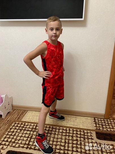 Баскетбольная форма tarmak 134-140