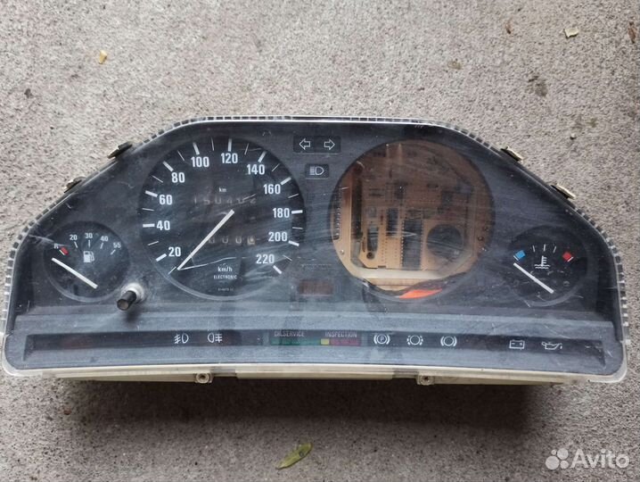 Приборная панель волга газ 2410, москвич и бмв