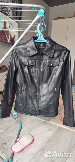 Куртка кожаная женская