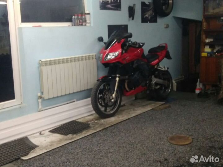 Suzuki v-storm dl1000