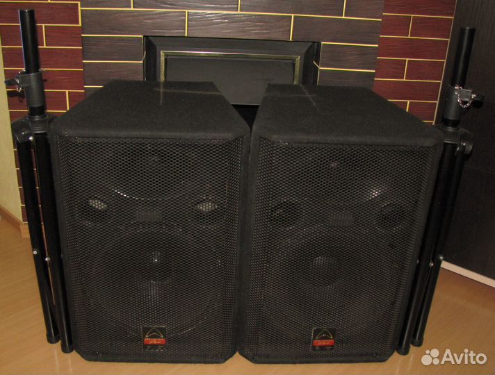 Колонки Wharfedale 1200W Pro 2шт EVP X-15 Стойки