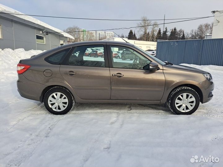 LADA Granta 1.6 МТ, 2019, 100 132 км