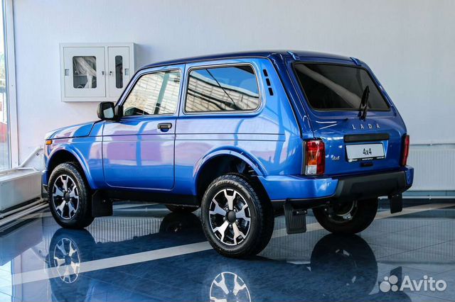 Бампер Niva Urban задний в цвет планета 418 купить в Сочи LADA ...
