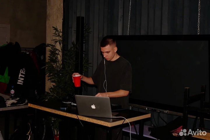 Диджей на любое ваше мероприятие