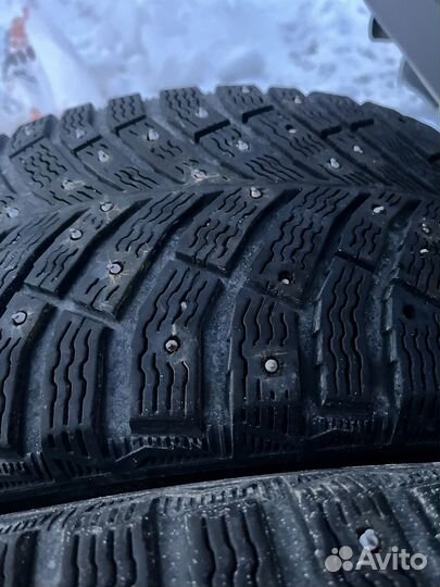 Michelin X-Ice North 4 235/45 R18