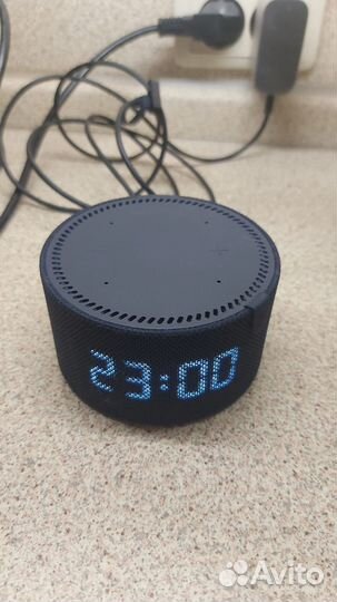 Умная колонка алиса с часами
